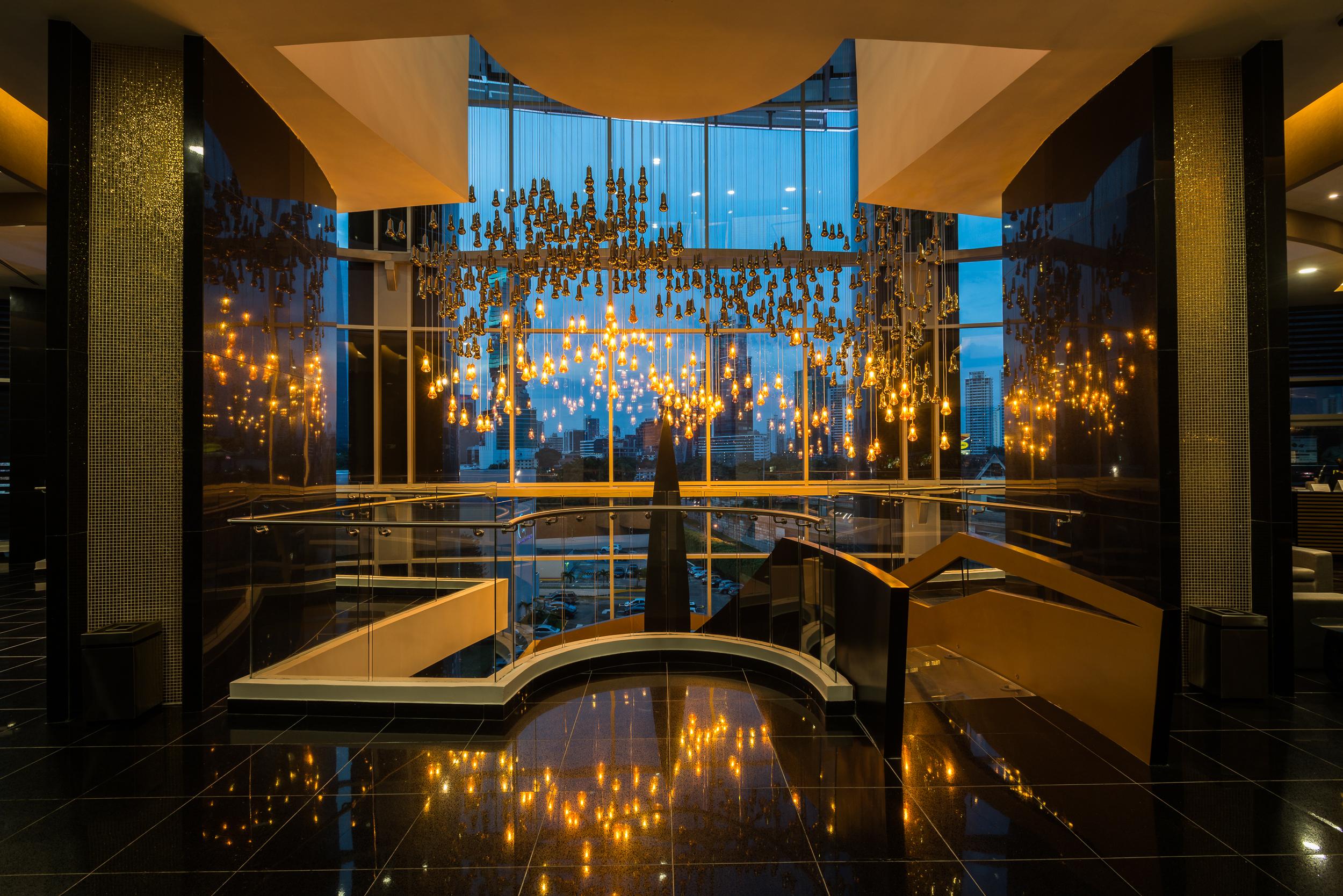 Hotel Las Americas Golden Tower Panama Eksteriør billede The interior of the hotel
