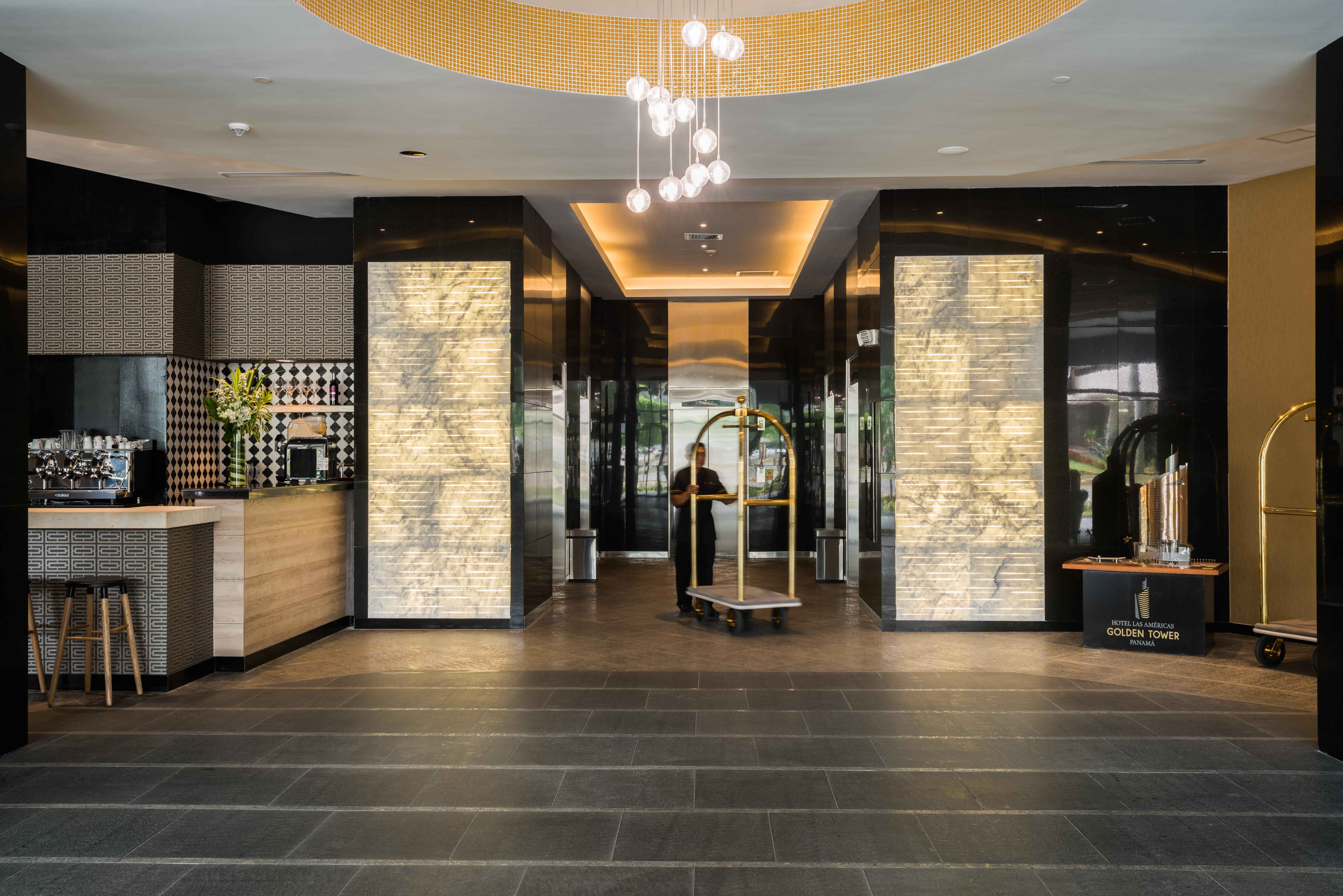 Hotel Las Americas Golden Tower Panama Eksteriør billede Lobby